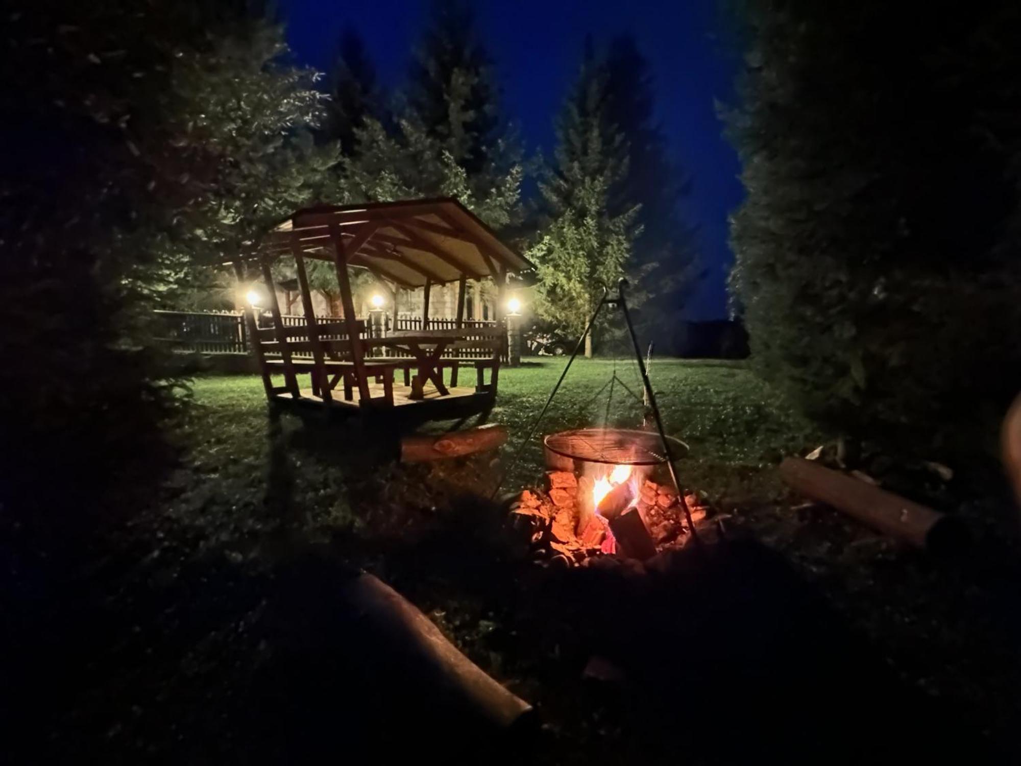 Urocza Chata Z Sauna W Bieszczadzkim Parku Krajobrazowym Bukowiec  Esterno foto